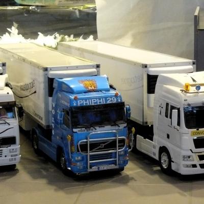 3 camions